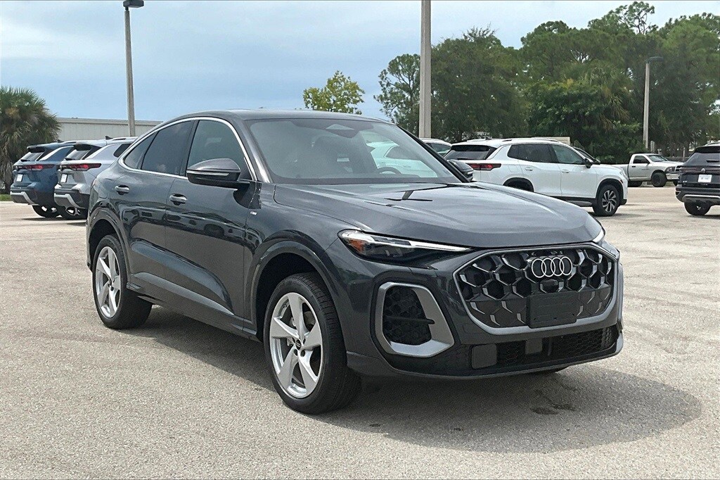 2025 Audi Q5 2.0T Premium Plus photo 2