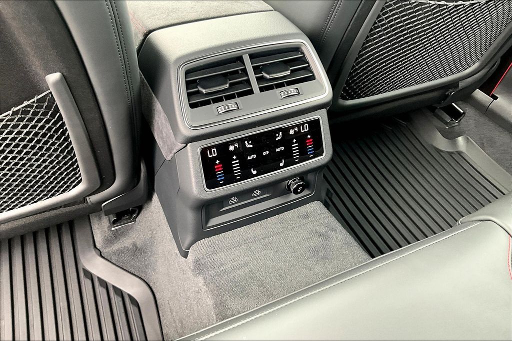 2026 Audi RS 6 Avant Base - Photo 17