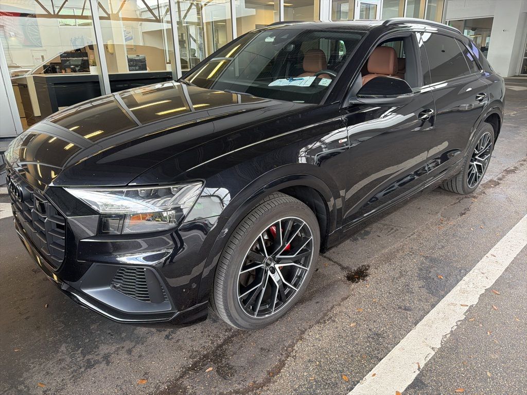 2021 Audi Q8 55 Premium Plus Tiptonic quattro's photo