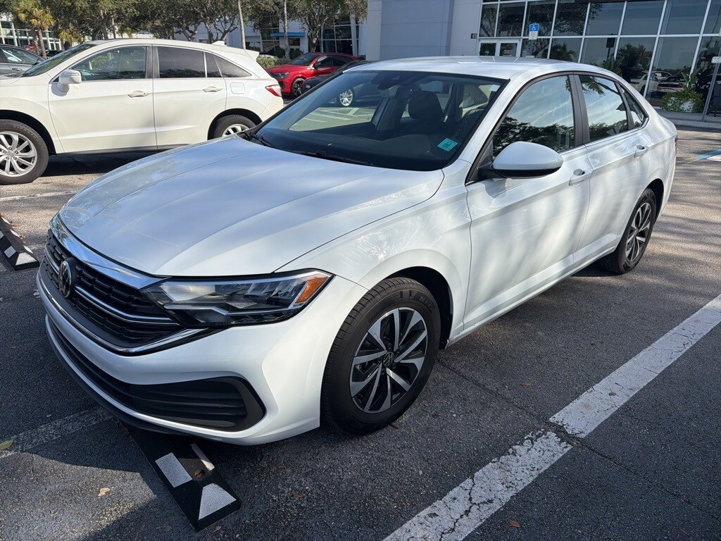 2024 Volkswagen Jetta 1.5T S photo 2