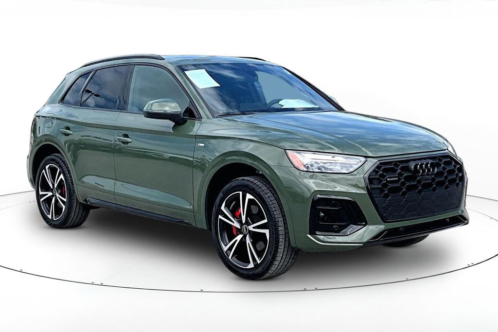 2025 Audi Q5 45 Premium Plus's photo