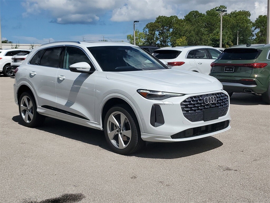 2025 Audi Q5 2.0T Premium Plus photo 2