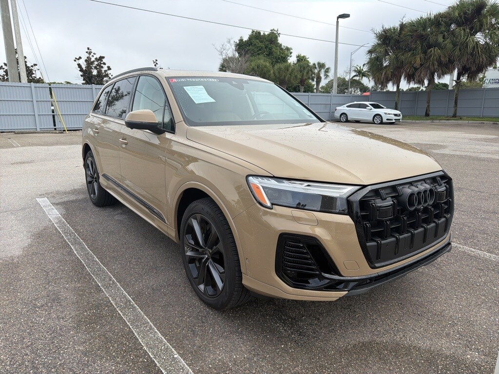 2025 Audi Q7 Premium Plus photo 2