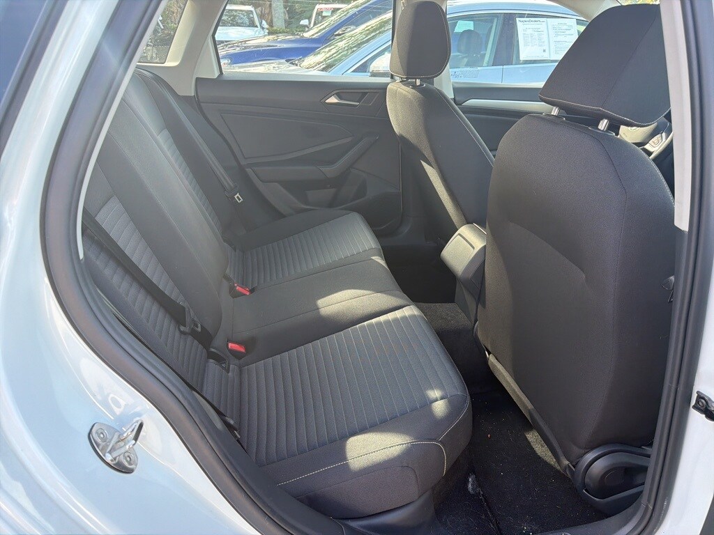 2024 Volkswagen Jetta 1.5T S photo 4