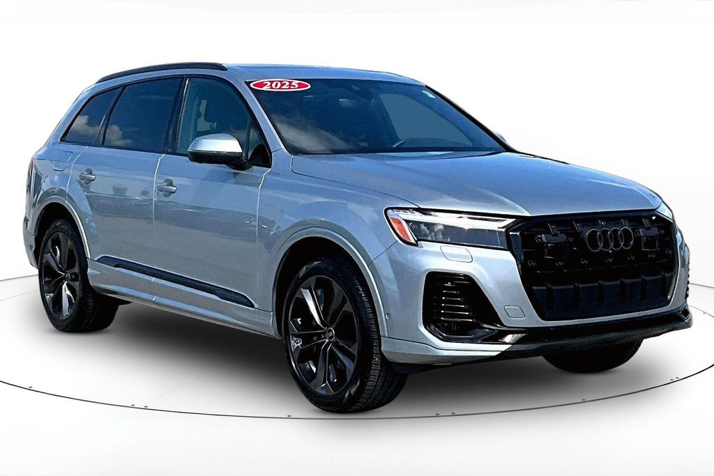 2025 Audi Q7 55 Premium Plus quattro Tiptronic's photo