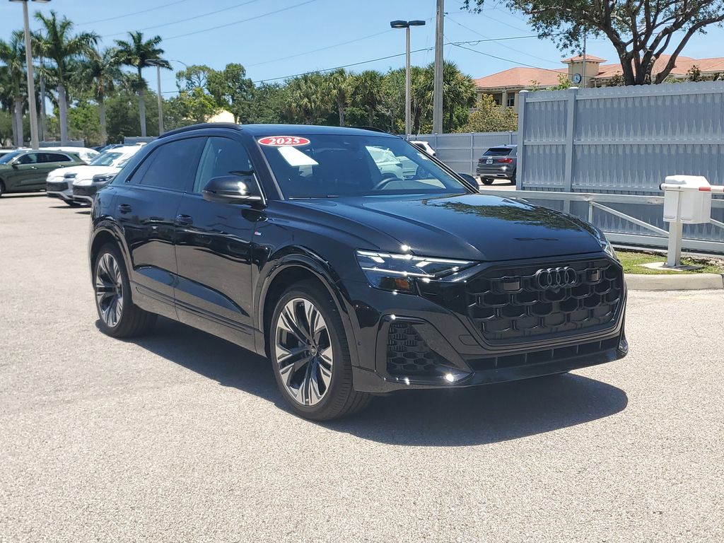 2025 Audi Q8 55 Premium Plus Tiptonic quattro's photo