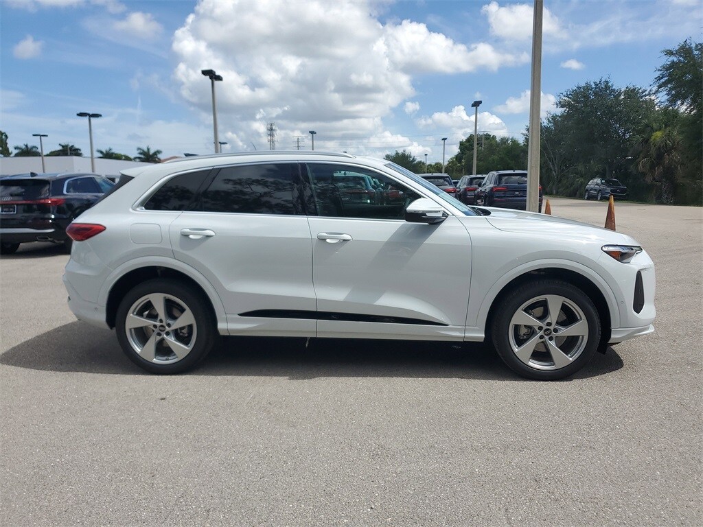 2025 Audi Q5 2.0T Premium Plus photo 3