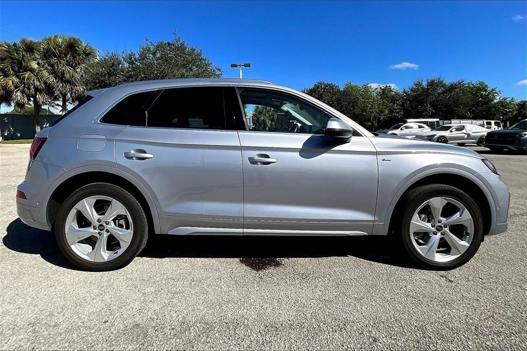 Used 2024 Audi Q5 45 S Line Prestige SUV