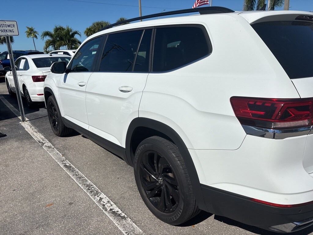 Used 2022 Volkswagen Atlas 3.6L V6 SE w/Technology SUV