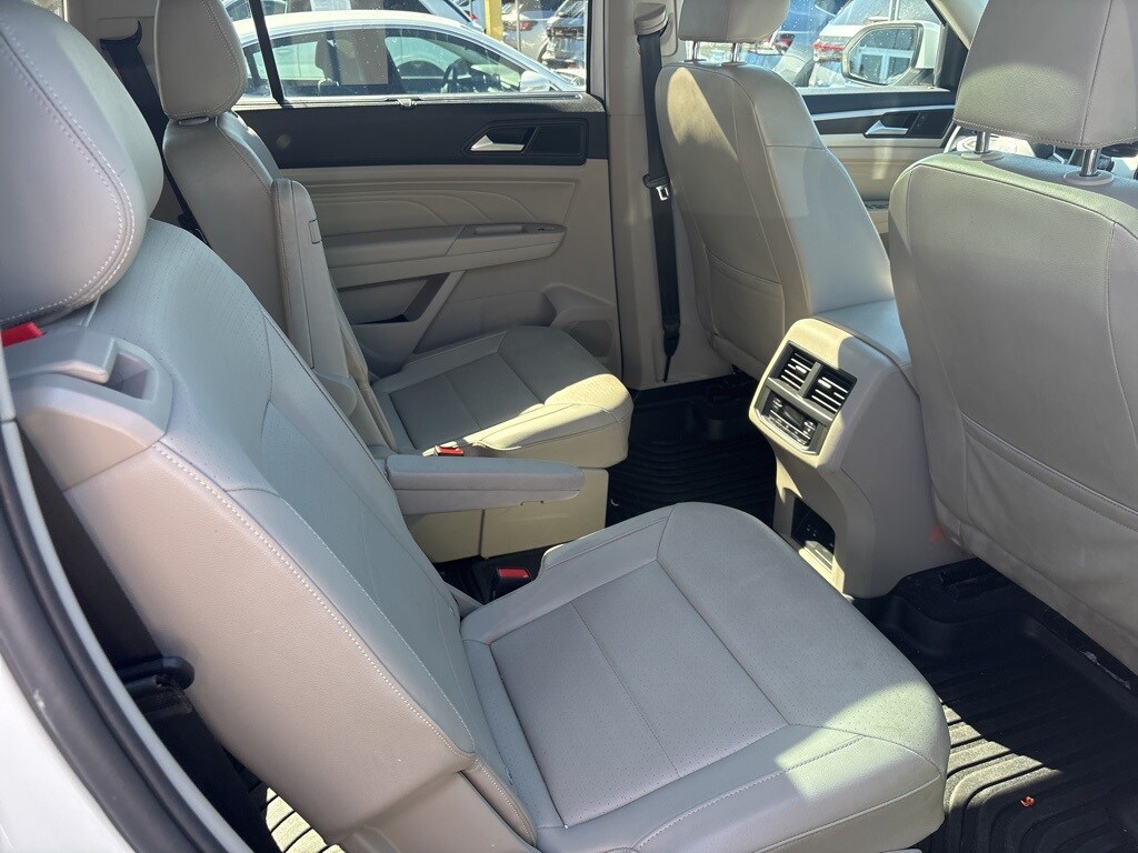 Used 2022 Volkswagen Atlas 3.6L V6 SE w/Technology SUV