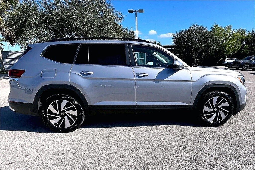 Certified 2025 Volkswagen Atlas 2.0T SE w/Technology SUV