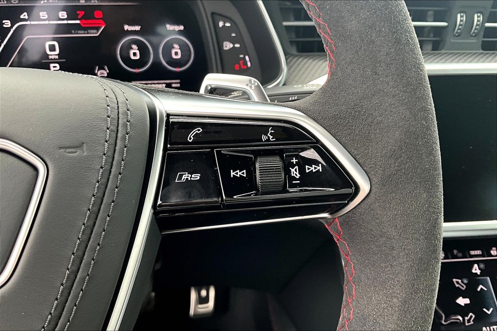 2026 Audi RS 6 Avant Base - Photo 24