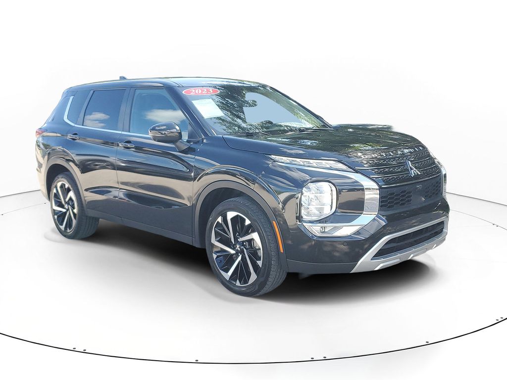 2024 Mitsubishi Outlander