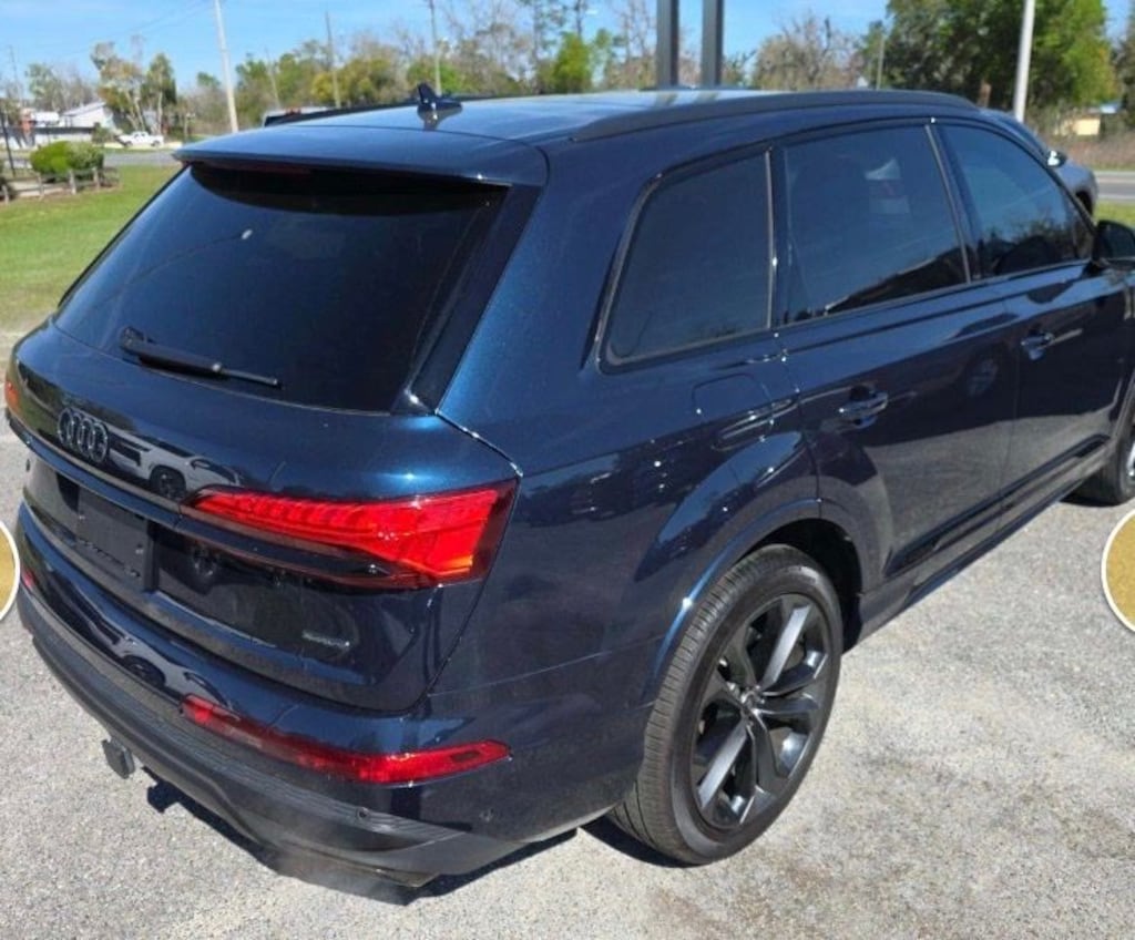 Certified 2025 Audi Q7 55 Premium Plus SUV
