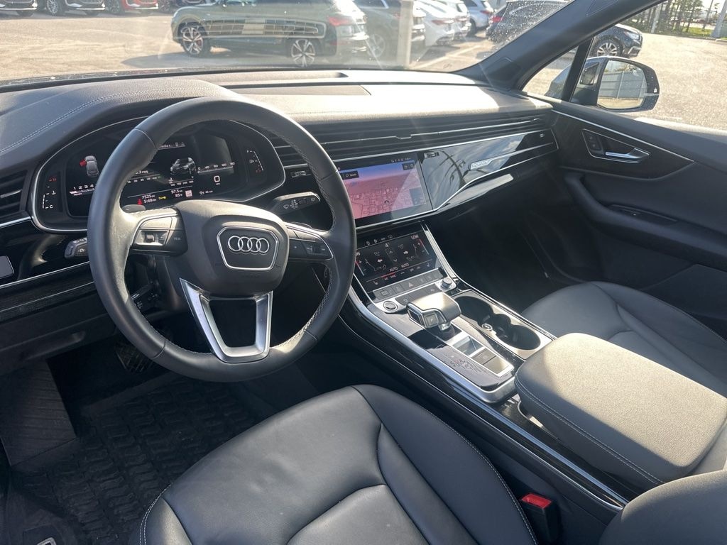 Certified 2025 Audi Q7 45 Premium SUV