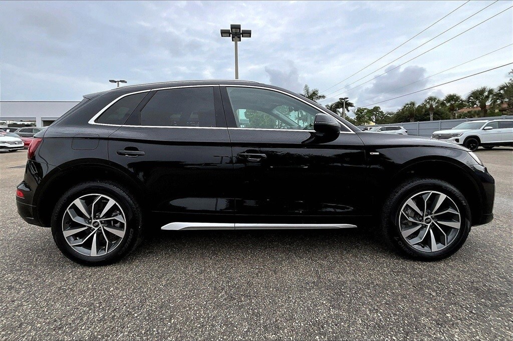 2025 Audi Q5 45 S line Premium Plus photo 4