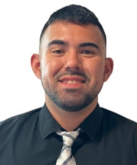 Staff member Oscar Chavez from ID_5c8201a00119