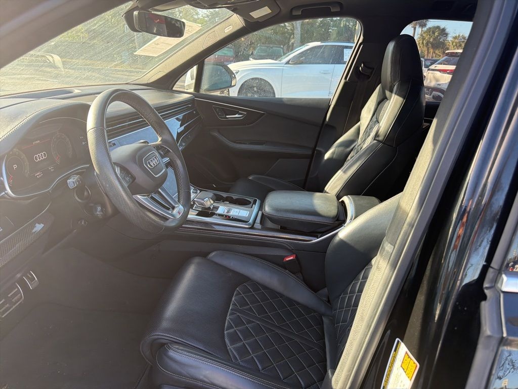 Certified 2022 Audi SQ7 Prestige