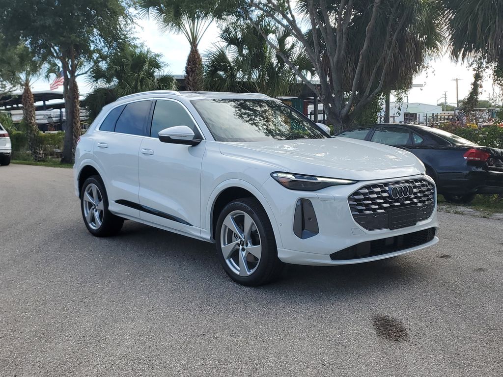 2026 Audi Q5 Premium Plus quattro's photo