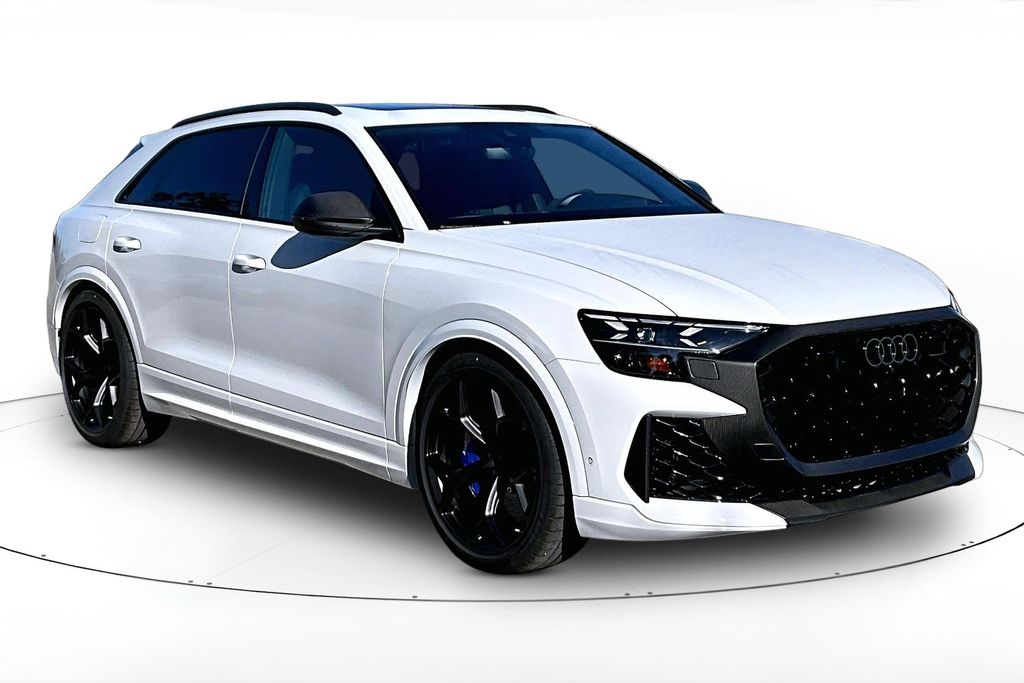 2026 Audi RS Q8 -'s photo