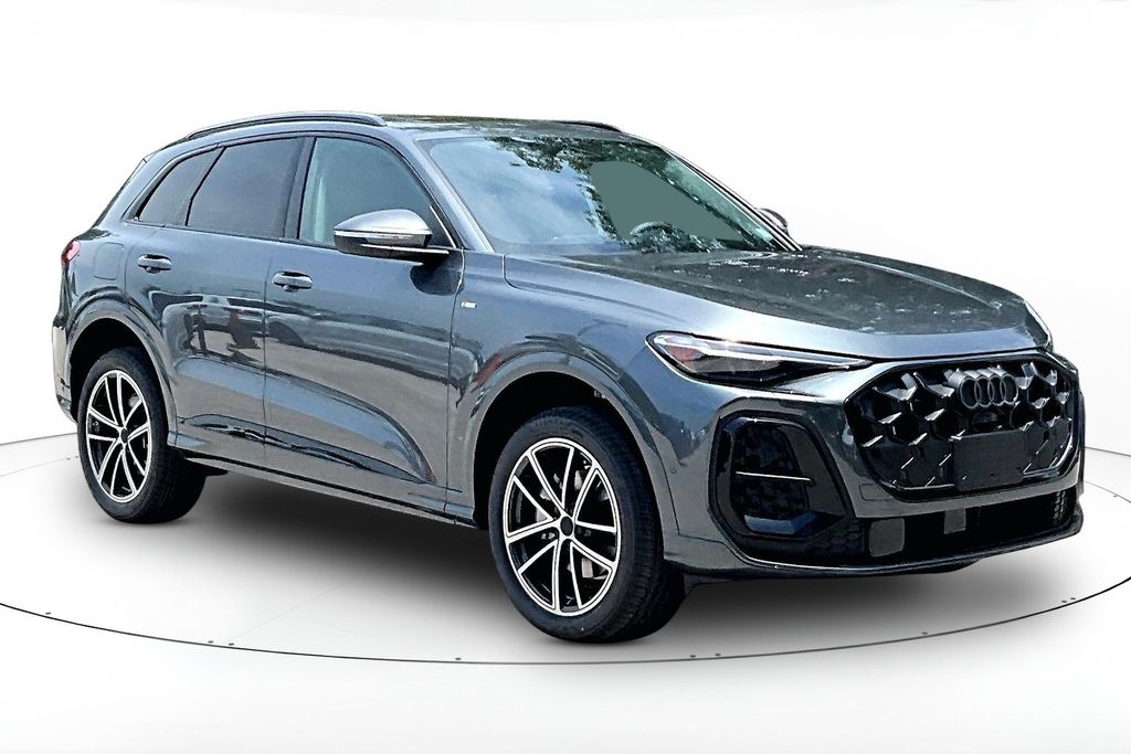 2026 Audi Q5 Premium Plus quattro's photo