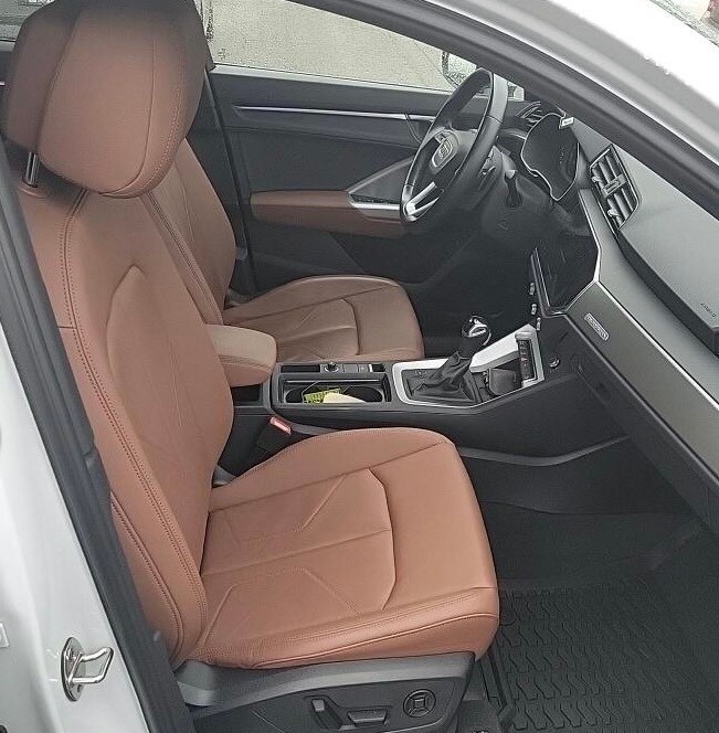 2024 Audi Q3 S line Premium Plus photo 3