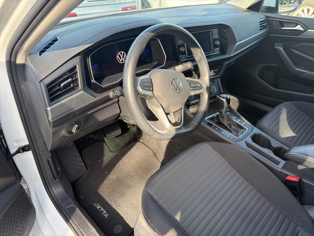 2024 Volkswagen Jetta 1.5T S photo 3