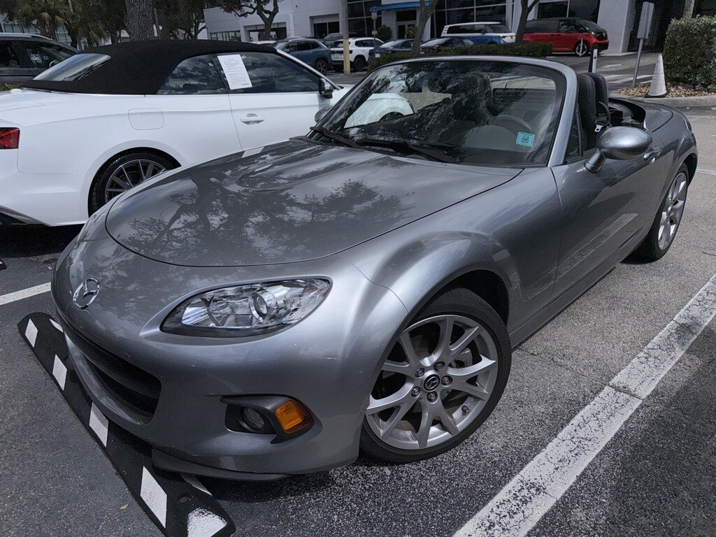 2015 Mazda MX-5 Miata Miata Grand Touring photo 3