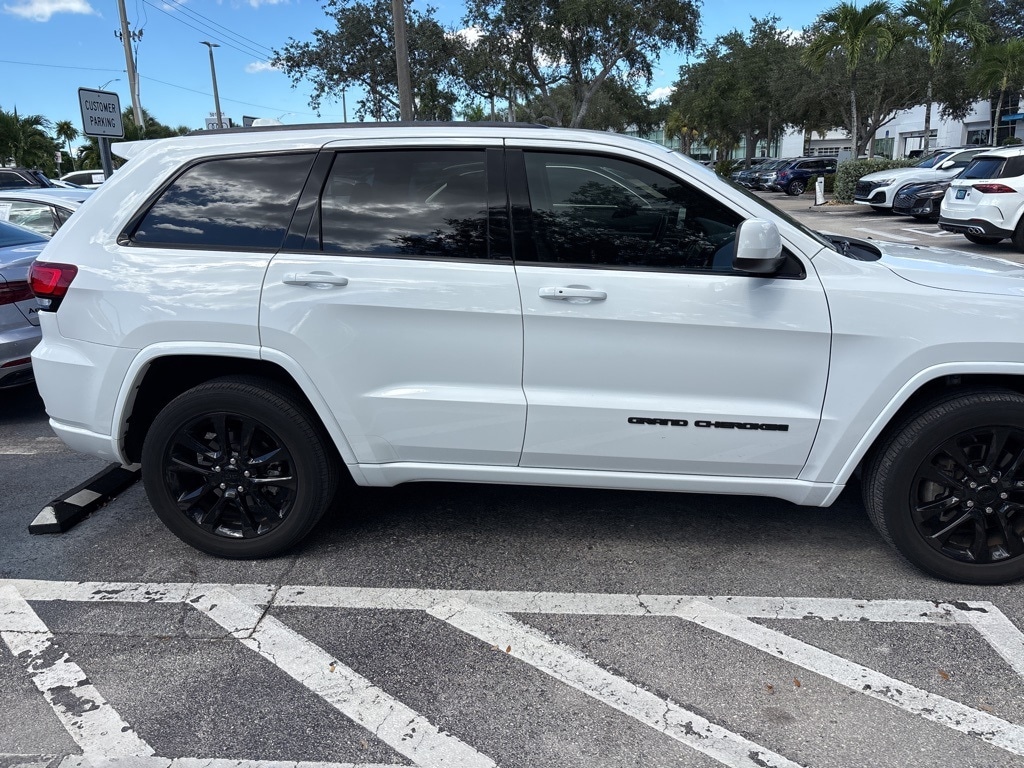 Used 2021 Jeep Grand Cherokee Laredo X SUV