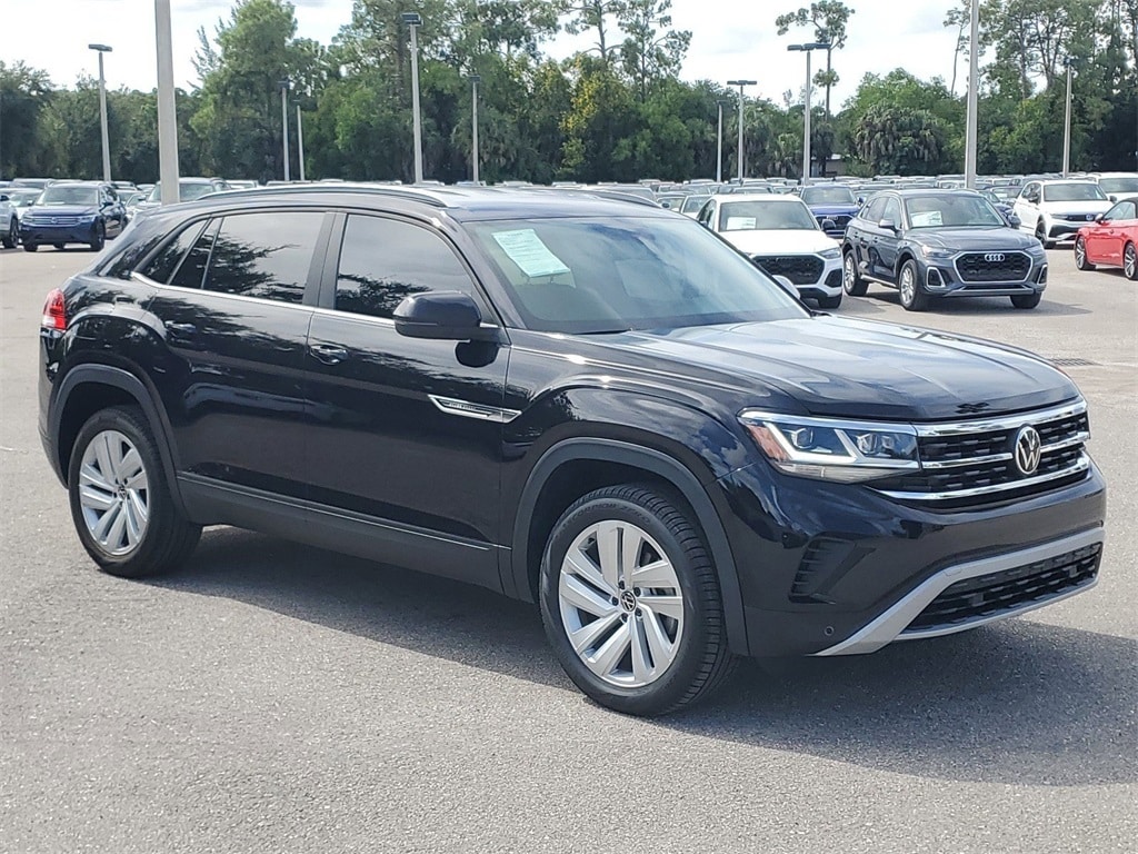 Used 2021 Volkswagen Atlas Cross Sport SE w/Tech with VIN 1V2WC2CA3MC228384 for sale in Naples, FL