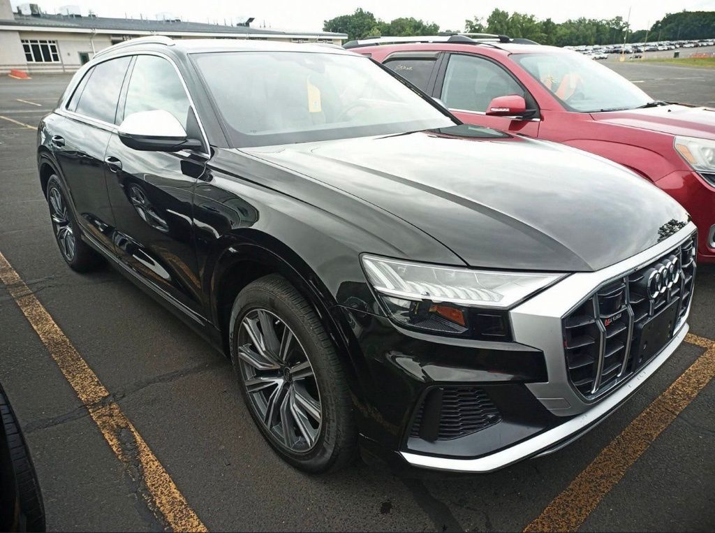 2023 Audi SQ8 Premium Plus's photo