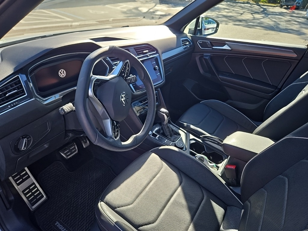 Certified 2022 Volkswagen Tiguan 2.0T SEL R-Line SUV