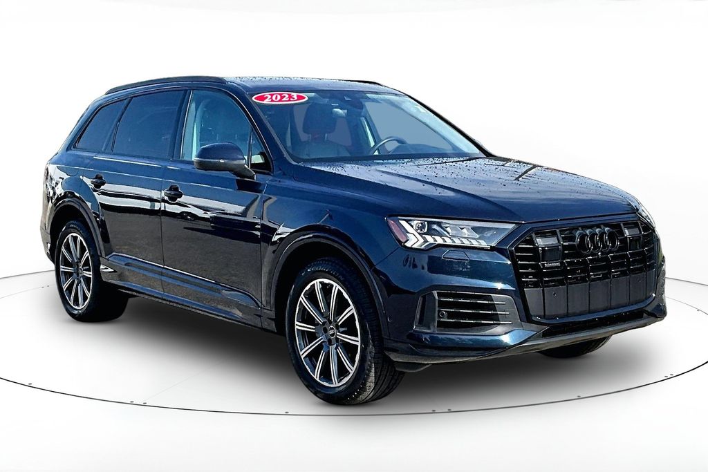2023 Audi Q7 45 Premium Plus quattro Tiptronic's photo