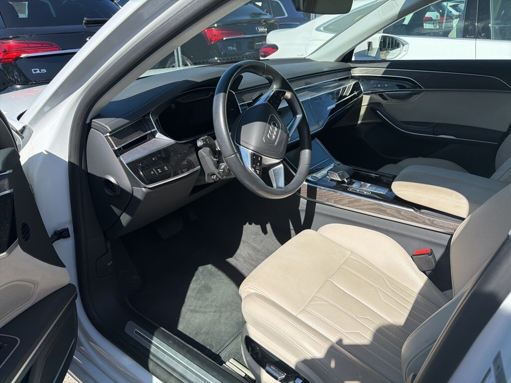 2023 Audi A8 L 55 Quattro photo 2