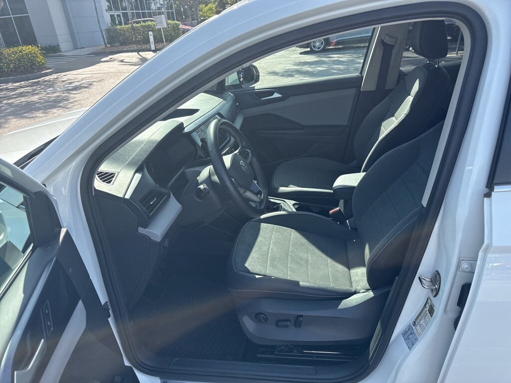 Certified 2022 Volkswagen Taos 1.5T SE SUV