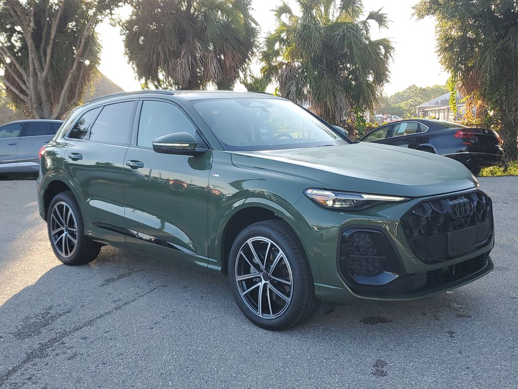 2026 Audi Q5 Premium Plus quattro's photo