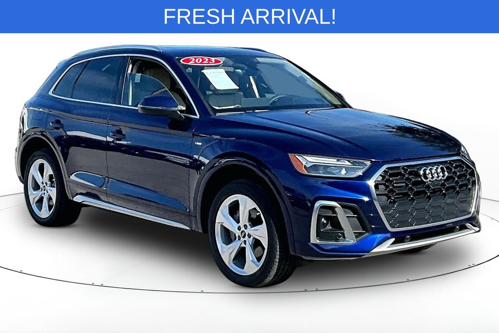 2023 Audi Q5 45 Premium Plus's photo