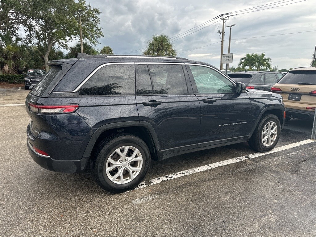 2024 Jeep Grand Cherokee Limited photo 4