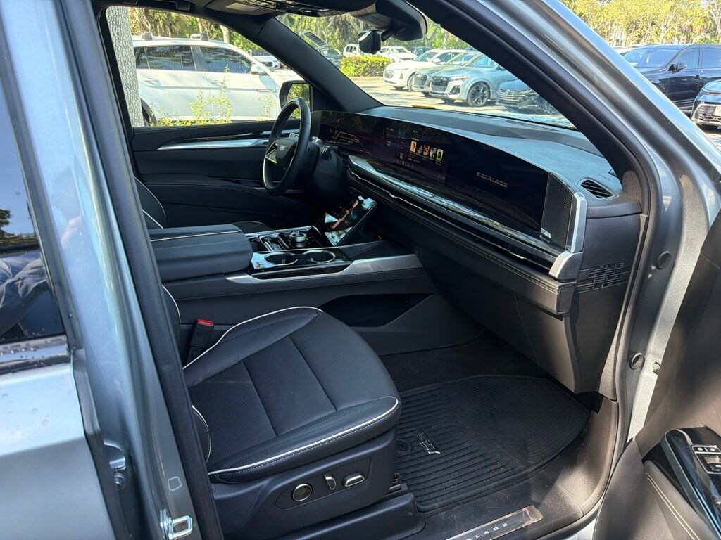 Used 2025 CADILLAC Escalade ESV Sport SUV