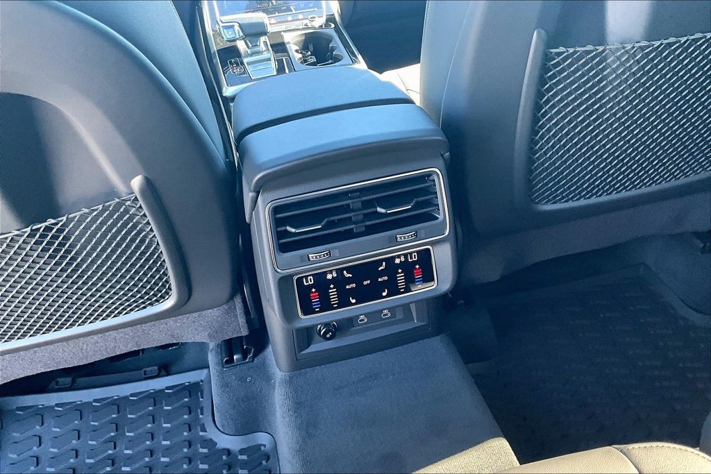 2026 Audi Q7 Premium Plus - Photo 17