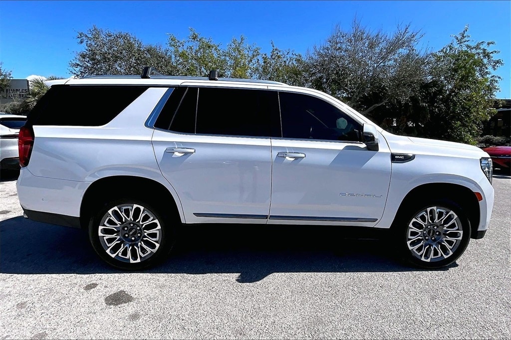 Used 2023 GMC Yukon Denali Ultimate SUV