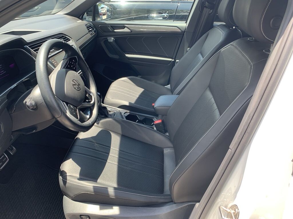 Certified 2023 Volkswagen Tiguan 2.0T SE R-Line Black SUV