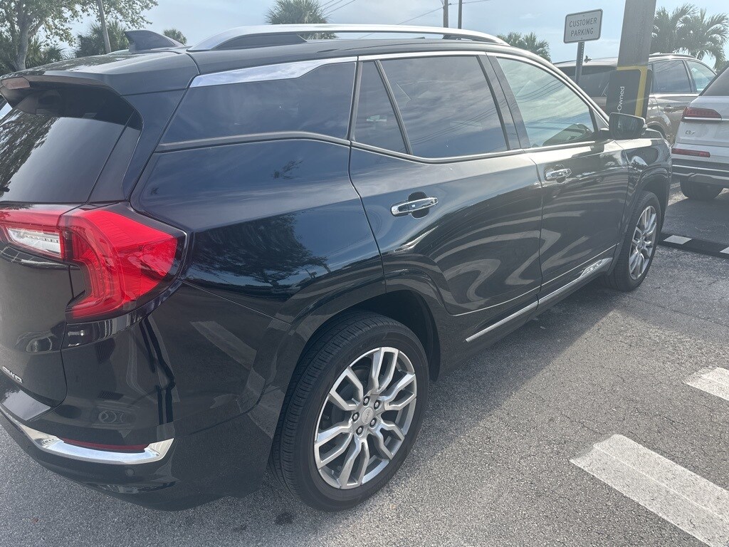 2023 Gmc Terrain Denali photo 4