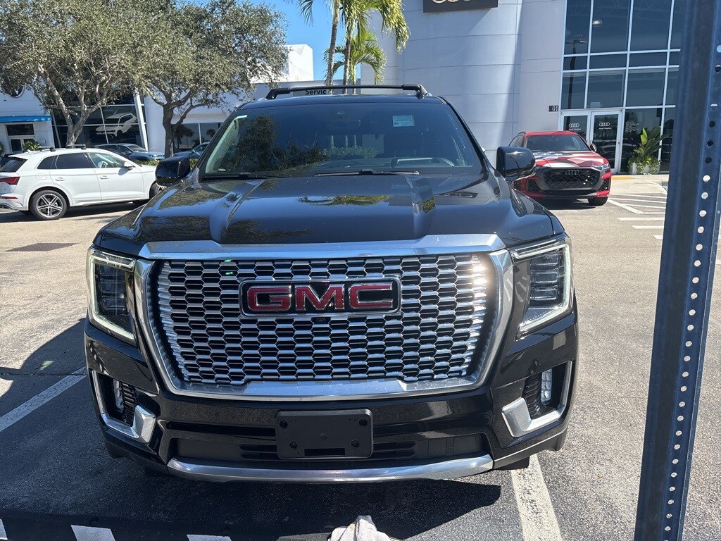 2021 Gmc Yukon Denali photo 4