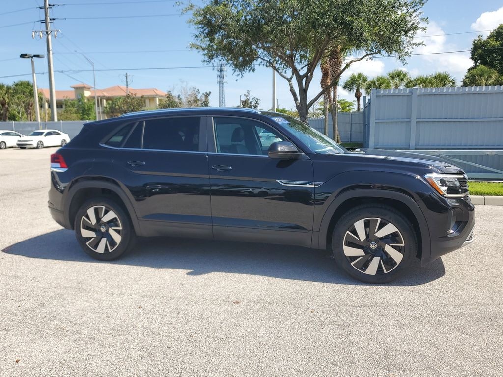 Certified 2024 Volkswagen Atlas Cross Sport 2.0T SE w/Technology SUV