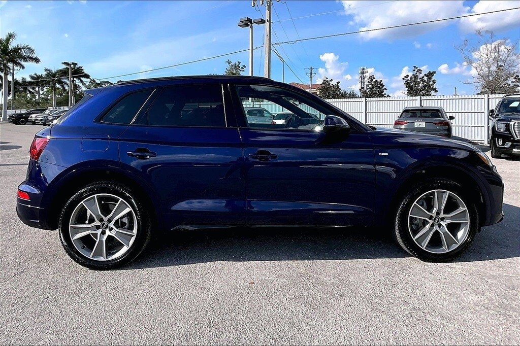 2025 Audi Q5 45 S line Premium photo 4
