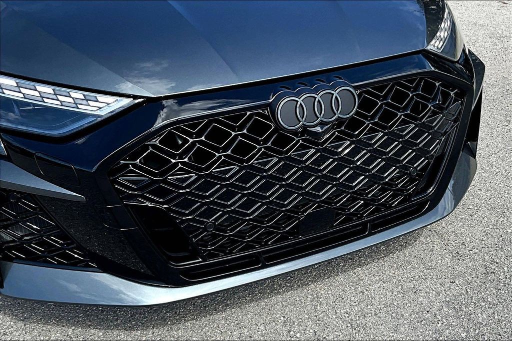 2026 Audi RS 3 Base - Photo 11