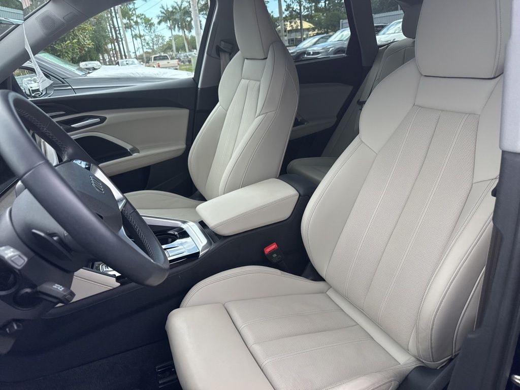 Certified 2025 Audi Q5 2.0T Premium Plus SUV