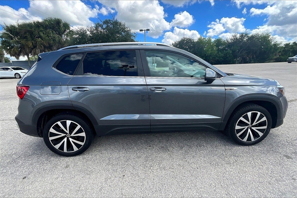 Used 2023 Volkswagen Taos 1.5T SE SUV