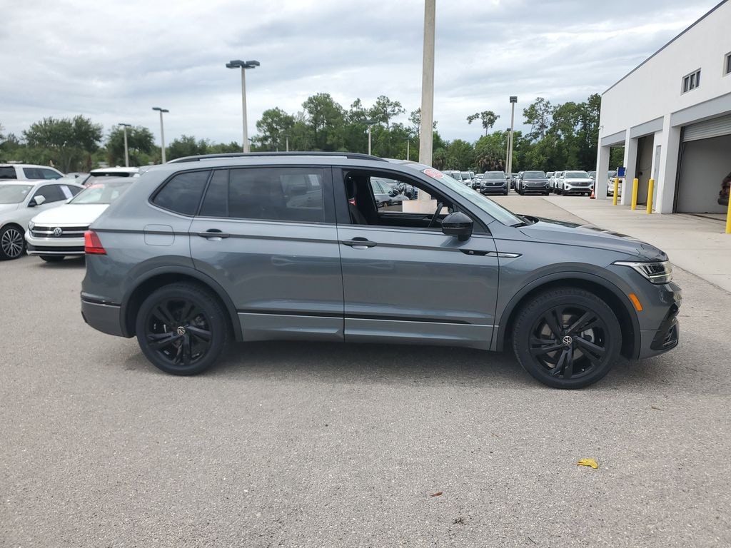 Certified 2023 Volkswagen Tiguan 2.0T SE R-Line Black SUV